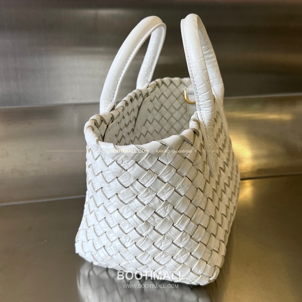 보테가베네타 카프스킨 구조 미니 토트백 Bottega Veneta Calfskin Structured Mini Tote Bag 717712 20cm 2
