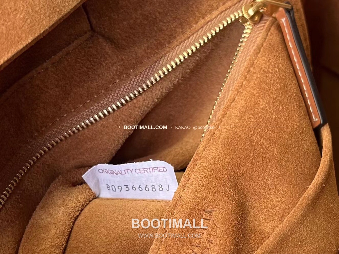 보테가베네타 카프스킨 구조 토트백 Bottega Veneta Calfskin Structured Tote Bag 575941 48cm 8