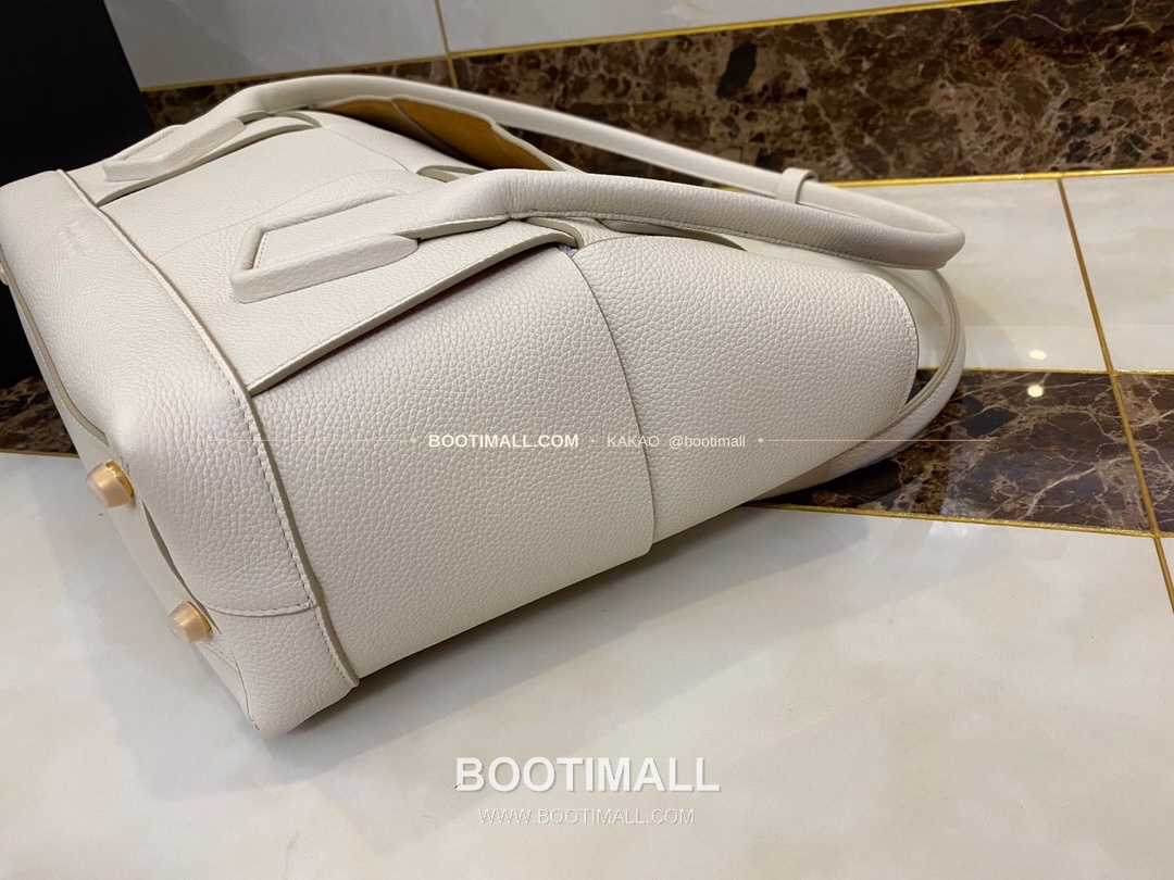 보테가베네타 카프스킨 구조 토트백 Bottega Veneta Calfskin Structured Tote Bag 575941 48cm 2