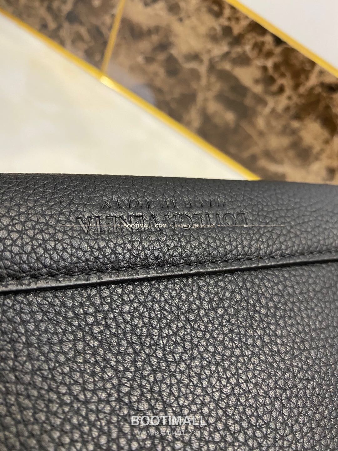 보테가베네타 카프스킨 구조 토트백 Bottega Veneta Calfskin Structured Tote Bag 575941 48cm 5