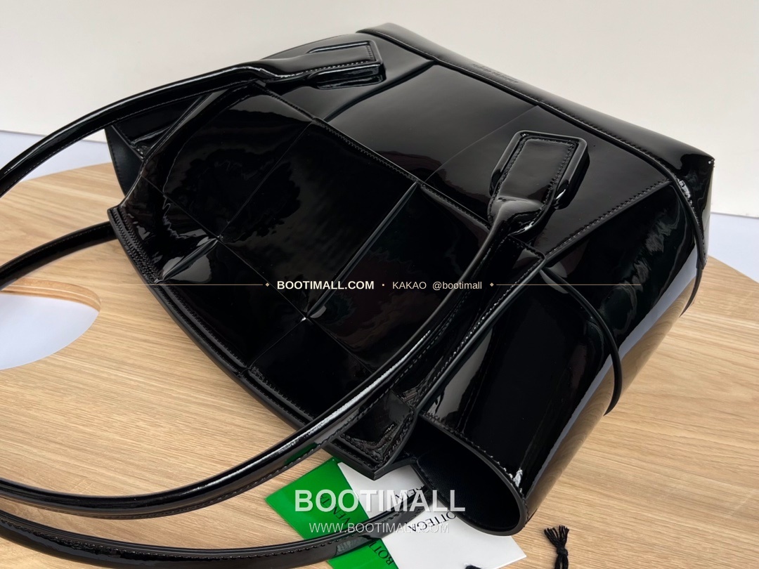 보테가베네타 카프스킨 구조 토트백 Bottega Veneta Calfskin Structured Tote Bag 575941 48cm 3