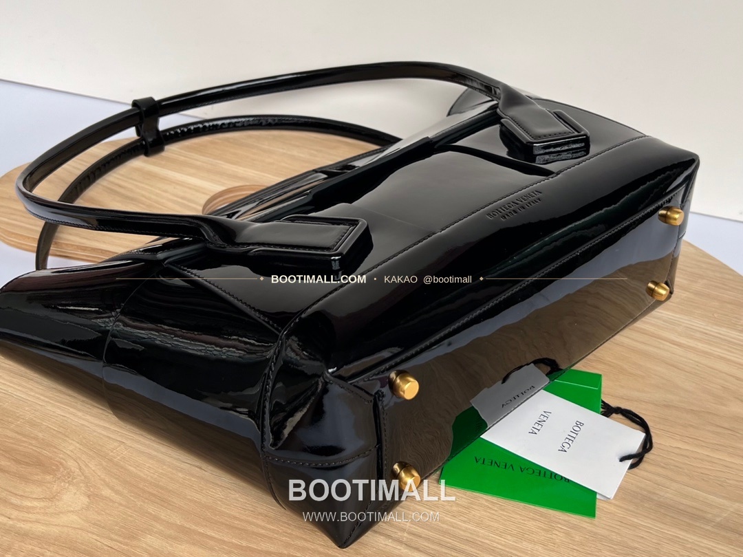 보테가베네타 카프스킨 구조 토트백 Bottega Veneta Calfskin Structured Tote Bag 575941 48cm 5