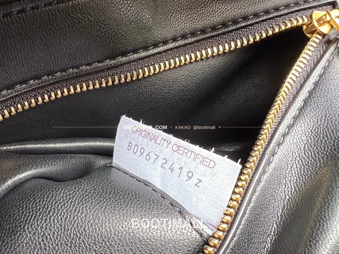 보테가베네타 카프스킨 구조 토트백 Bottega Veneta Calfskin Structured Tote Bag 575941 48cm 9