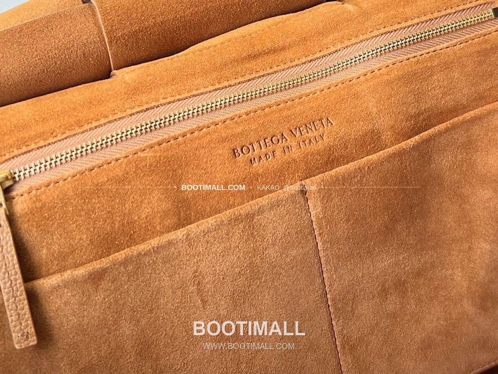 보테가베네타 카프스킨 구조 토트백 Bottega Veneta Calfskin Structured Tote Bag 575941 48cm 7