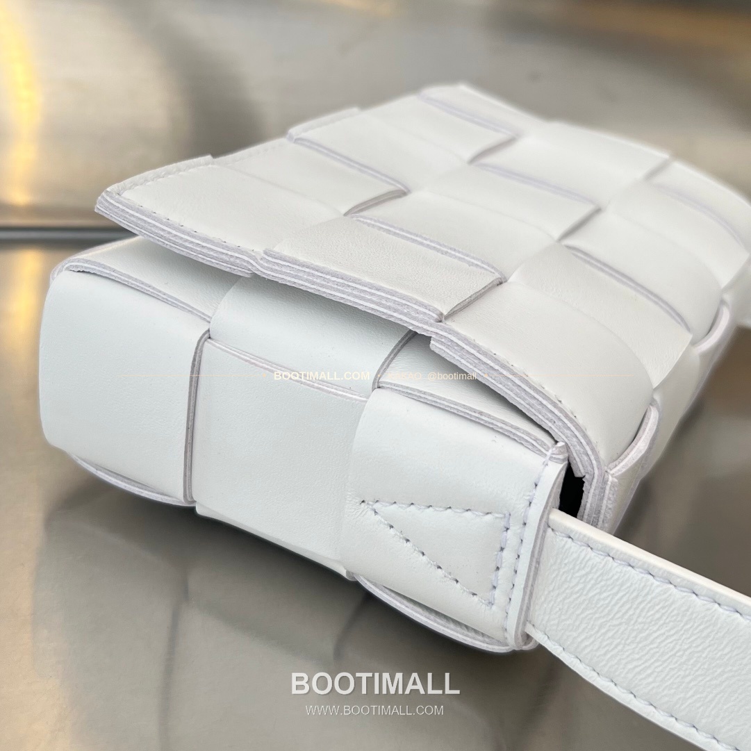 보테가베네타 카프스킨 슬림 숄더백 Bottega Veneta Calfskin Slim Shoulder Bag 730848 19cm 3