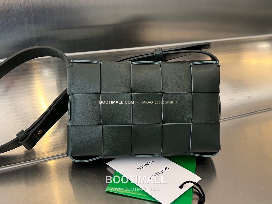 보테가베네타 카프스킨 슬림 숄더백 Bottega Veneta Calfskin Slim Shoulder Bag 730848 19cm 2