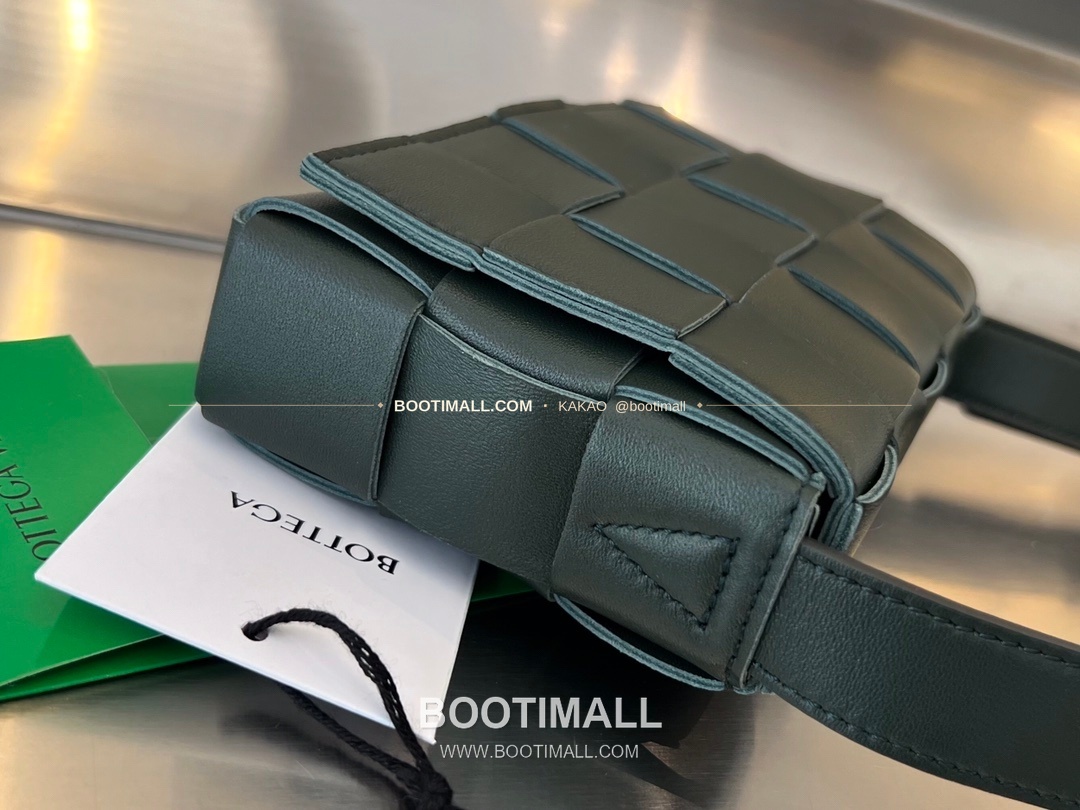 보테가베네타 카프스킨 슬림 숄더백 Bottega Veneta Calfskin Slim Shoulder Bag 730848 19cm 3