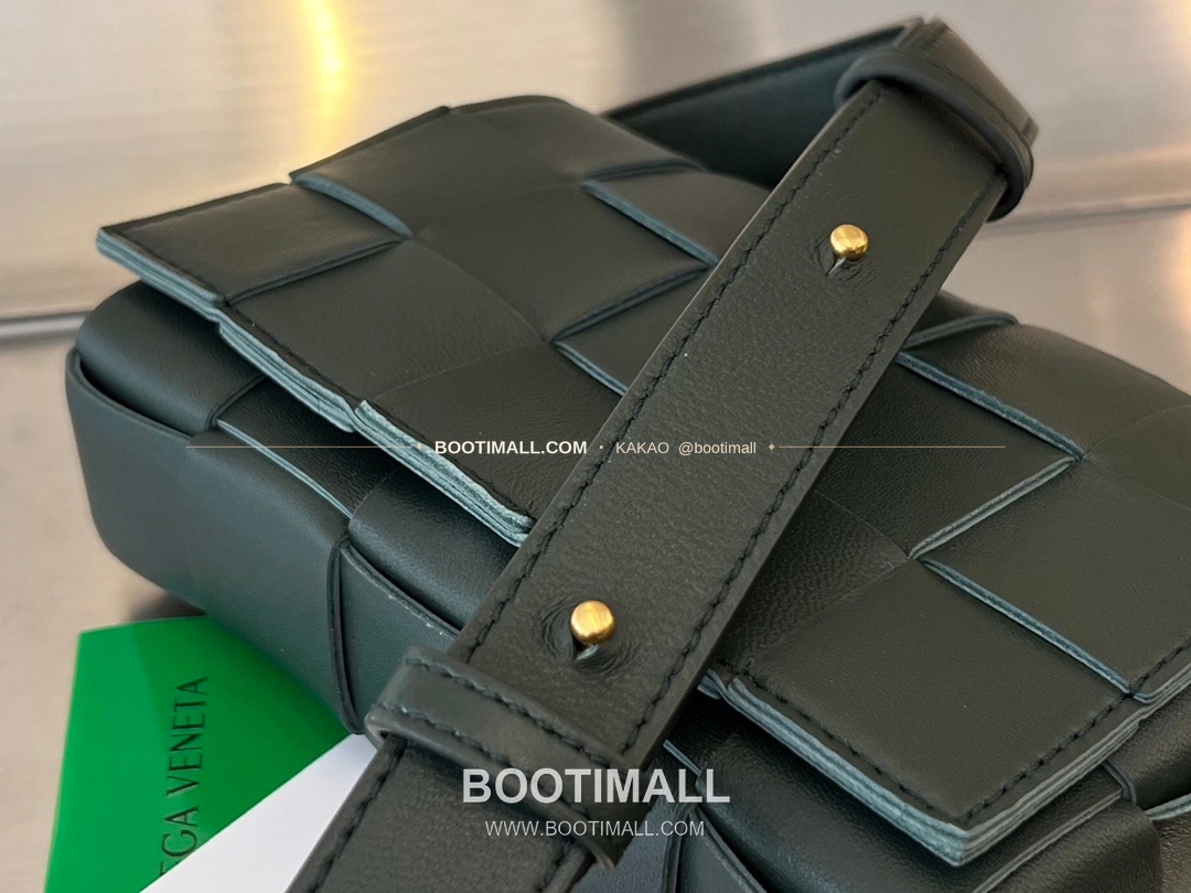 보테가베네타 카프스킨 슬림 숄더백 Bottega Veneta Calfskin Slim Shoulder Bag 730848 19cm 6