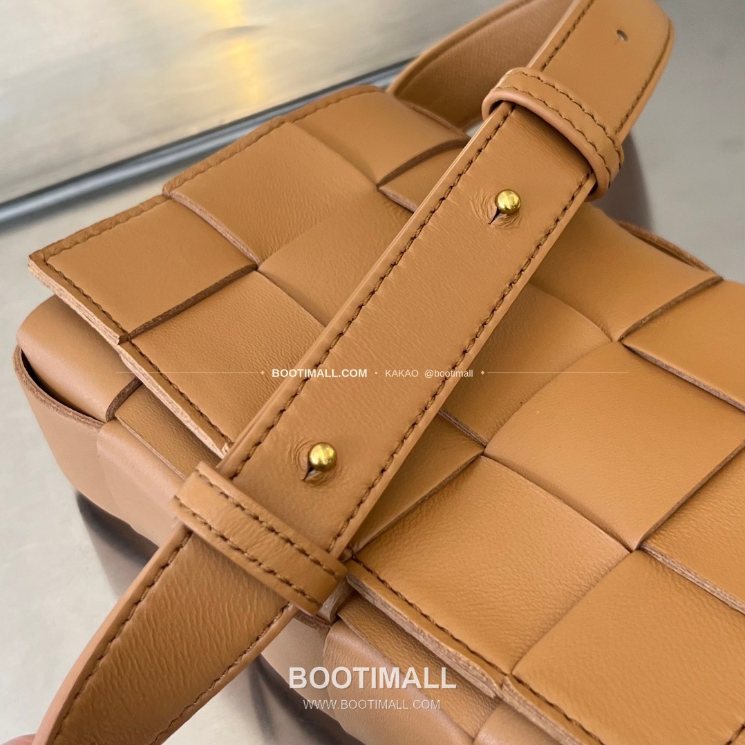 보테가베네타 카프스킨 슬림 숄더백 Bottega Veneta Calfskin Slim Shoulder Bag 730848 19cm 7