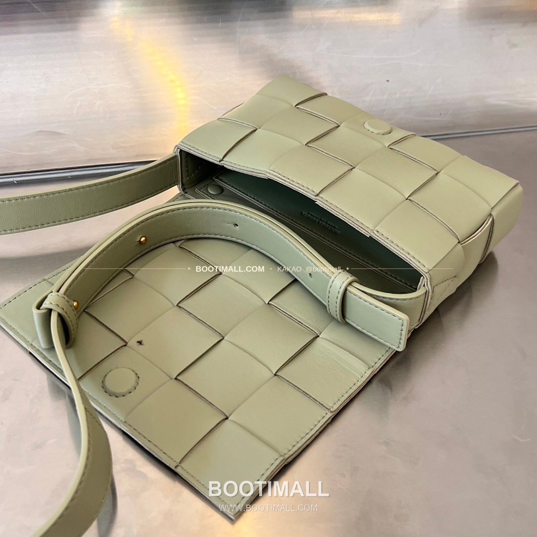 보테가베네타 카프스킨 슬림 숄더백 Bottega Veneta Calfskin Slim Shoulder Bag 730848 19cm 6