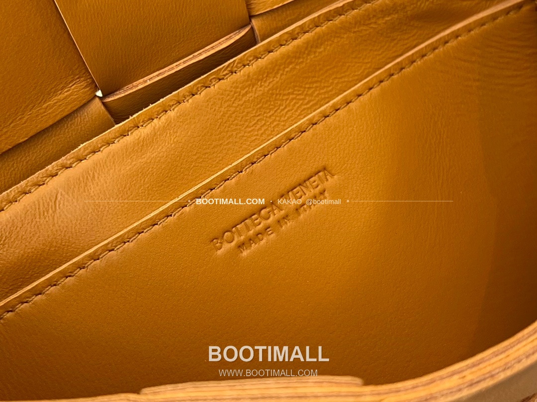 보테가베네타 카프스킨 슬림 숄더백 Bottega Veneta Calfskin Slim Shoulder Bag 730848 19cm 8