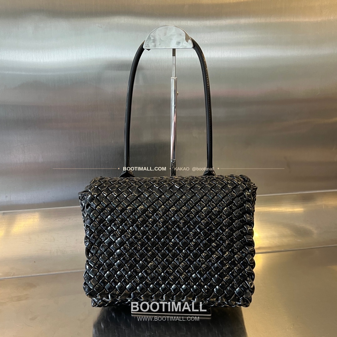 보테가베네타 카프스킨 구조 토트백 Bottega Veneta Calfskin Structured Tote Bag 709420 24cm 1