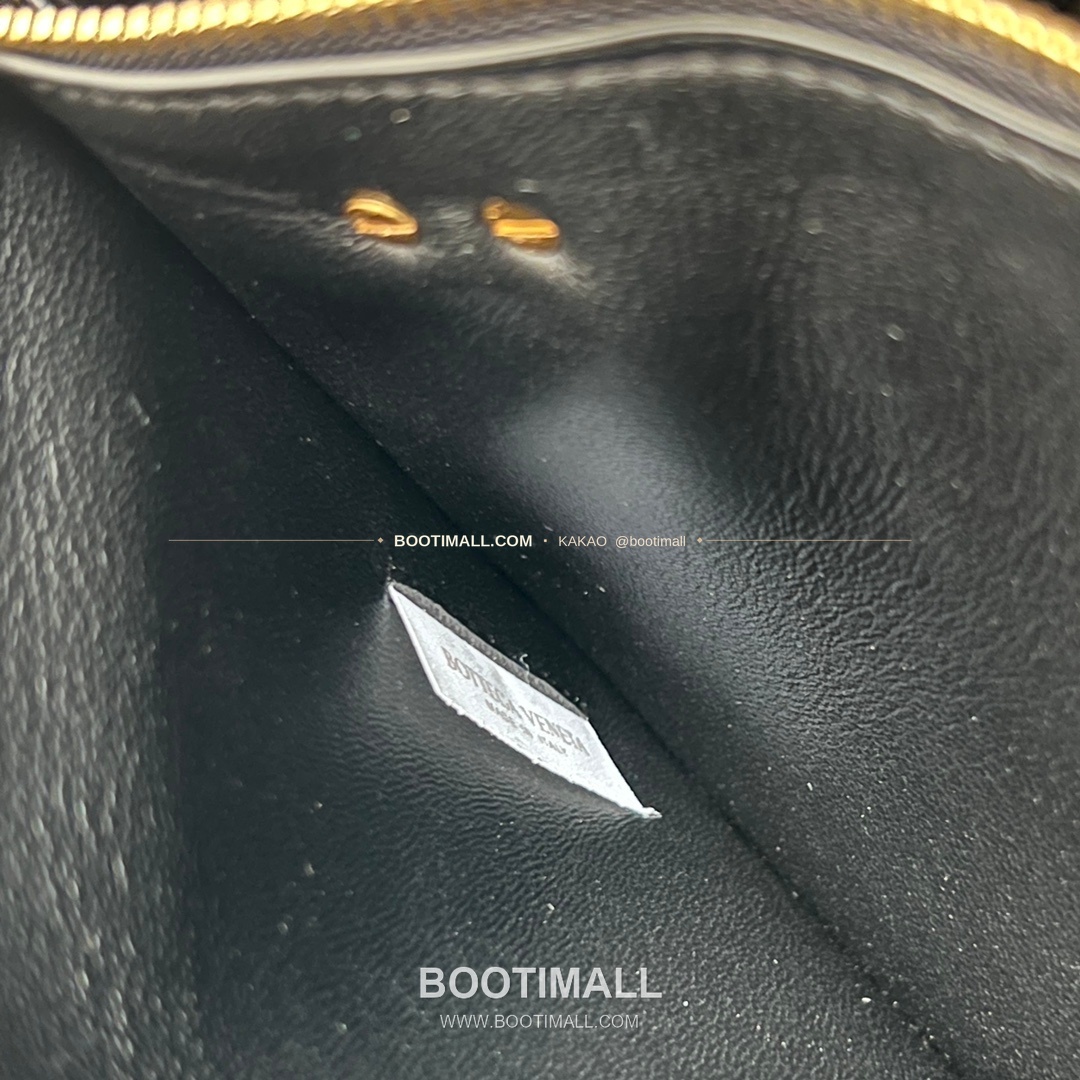 보테가베네타 카프스킨 구조 토트백 Bottega Veneta Calfskin Structured Tote Bag 709420 24cm 9