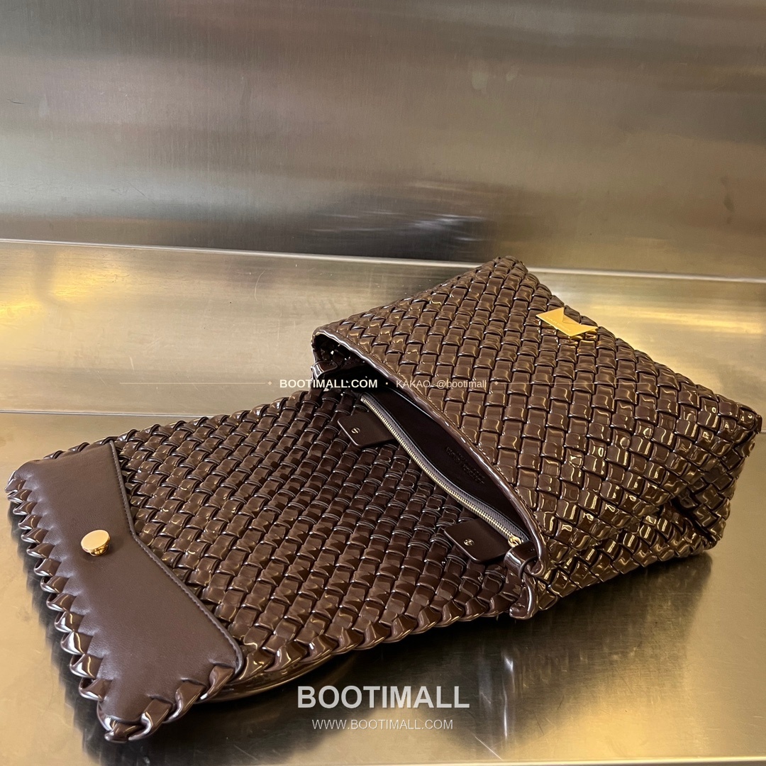 보테가베네타 카프스킨 구조 토트백 Bottega Veneta Calfskin Structured Tote Bag 709420 24cm 5