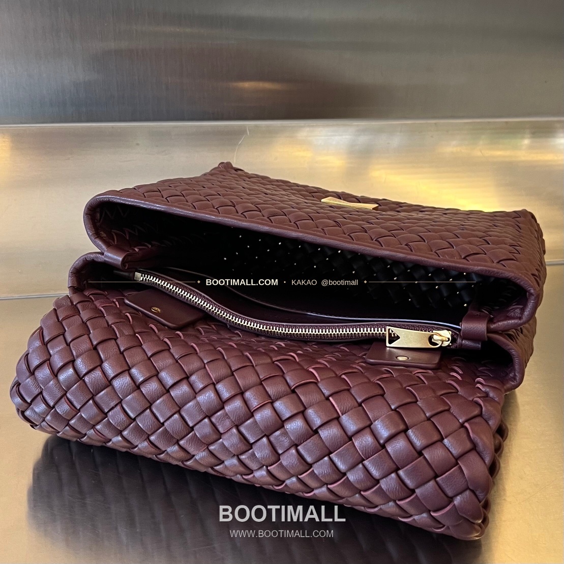 보테가베네타 카프스킨 구조 토트백 Bottega Veneta Calfskin Structured Tote Bag 709420 24cm 5