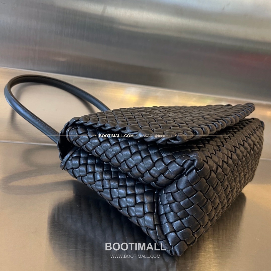 보테가베네타 카프스킨 구조 토트백 Bottega Veneta Calfskin Structured Tote Bag 709420 24cm 3