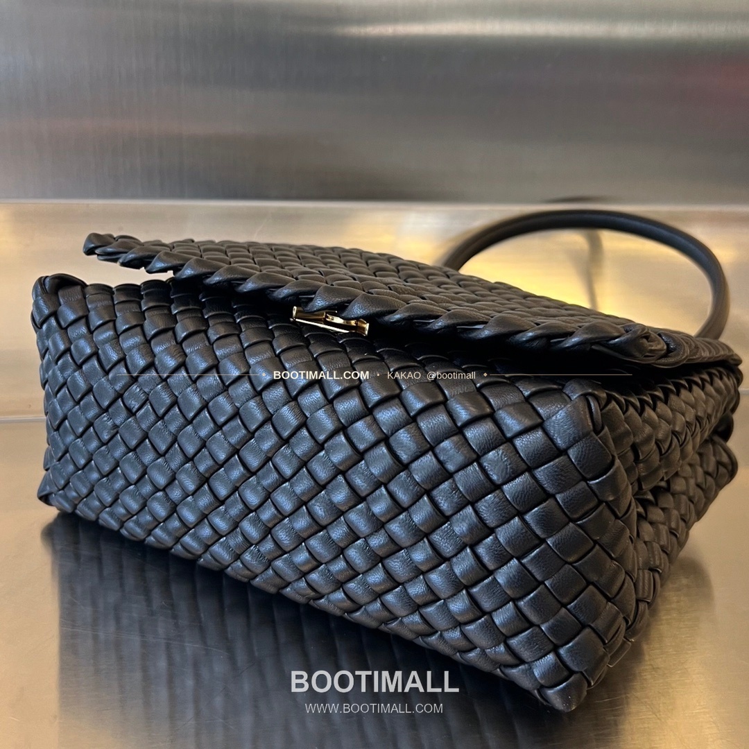 보테가베네타 카프스킨 구조 토트백 Bottega Veneta Calfskin Structured Tote Bag 709420 24cm 4