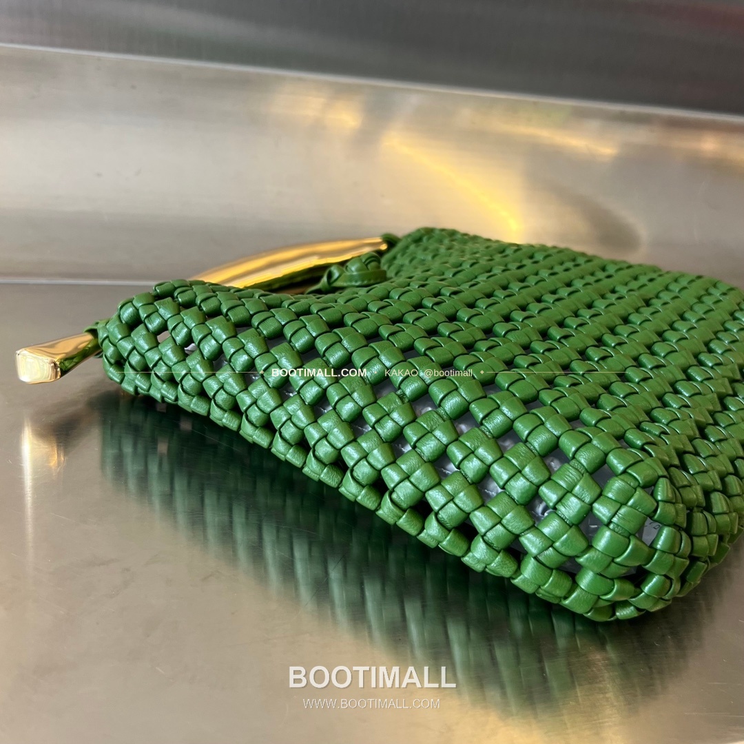 보테가베네타 카프스킨 구조 숄더백 Bottega Veneta Calfskin Structured Shoulder Bag 731166 29cm 3