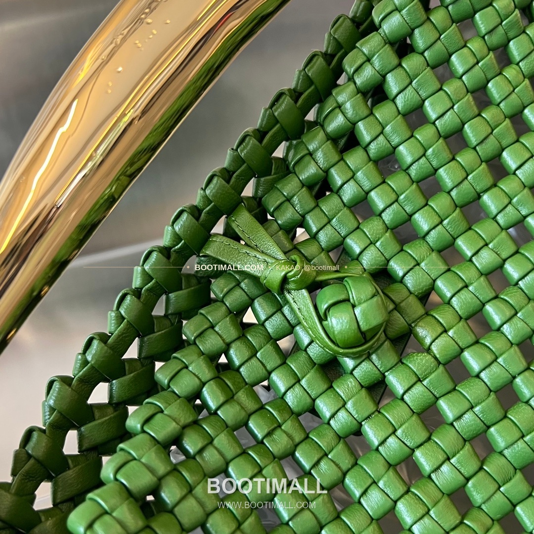 보테가베네타 카프스킨 구조 숄더백 Bottega Veneta Calfskin Structured Shoulder Bag 731166 29cm 6