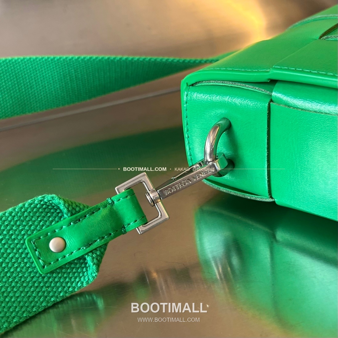 보테가베네타 카프스킨 슬림 숄더백 Bottega Veneta Calfskin Slim Shoulder Bag 741777 23cm 5