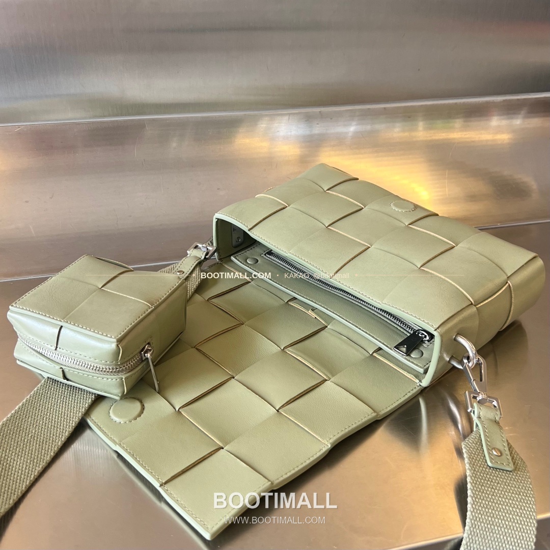 보테가베네타 카프스킨 슬림 숄더백 Bottega Veneta Calfskin Slim Shoulder Bag 741777 23cm 7