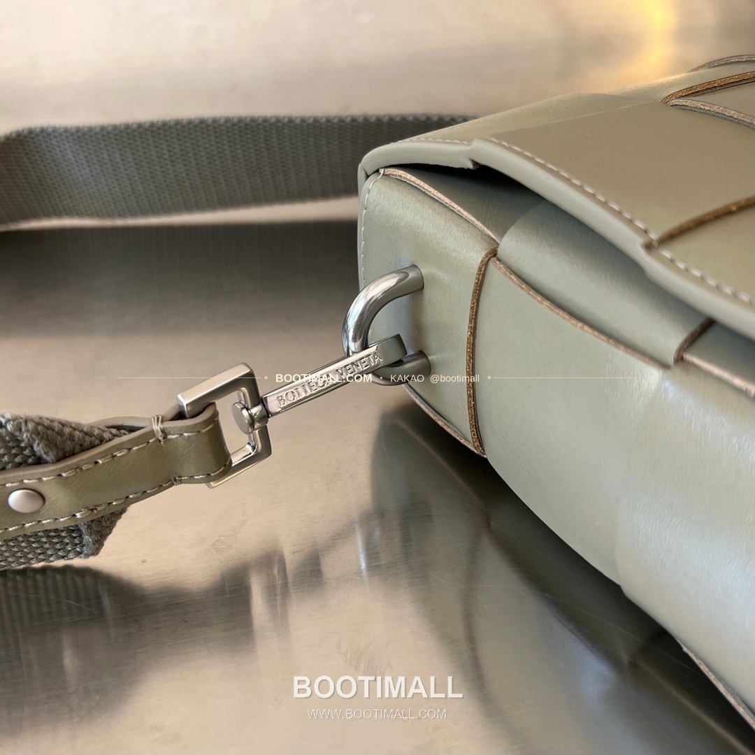 보테가베네타 카프스킨 슬림 숄더백 Bottega Veneta Calfskin Slim Shoulder Bag 741777 23cm 5