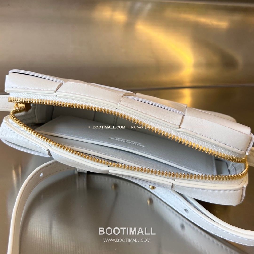 보테가베네타 카프스킨 슬림 미니 숄더백 Bottega Veneta Calfskin Slim Mini Shoulder Bag 755031 18cm 7