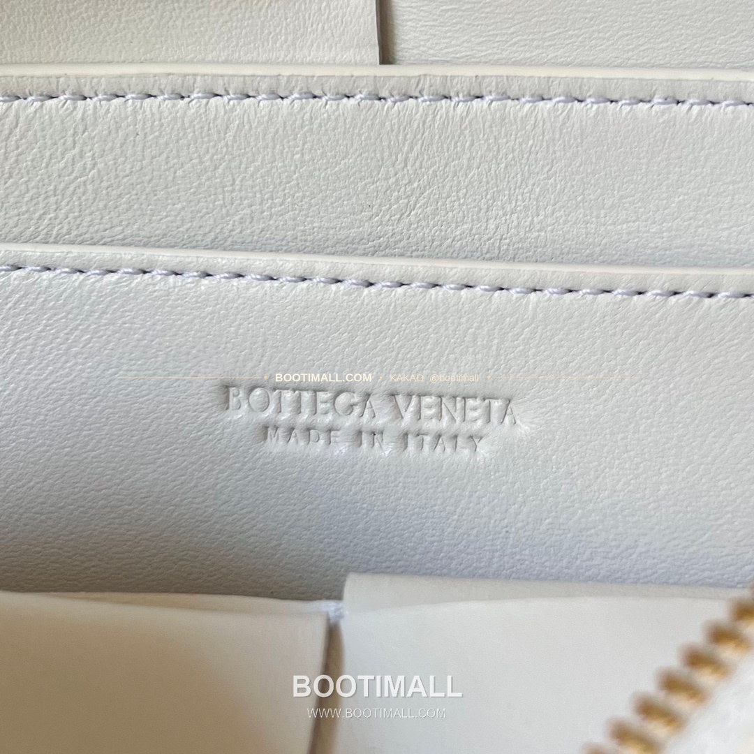 보테가베네타 카프스킨 슬림 미니 숄더백 Bottega Veneta Calfskin Slim Mini Shoulder Bag 755031 18cm 9