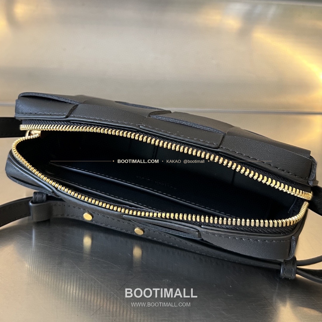 보테가베네타 카프스킨 슬림 미니 숄더백 Bottega Veneta Calfskin Slim Mini Shoulder Bag 755031 18cm 7