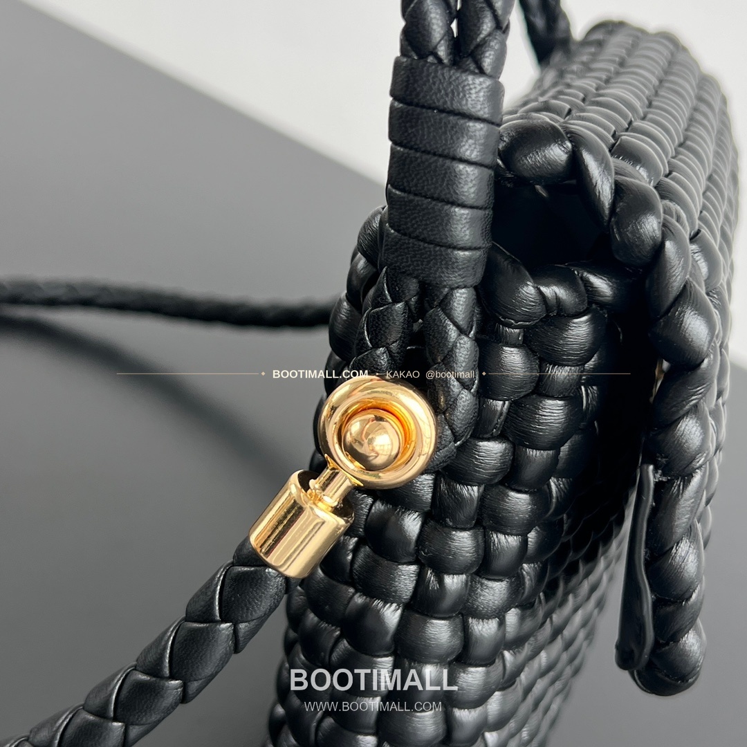 보테가베네타 스윙 인트레치아토 램스킨 플랩 토트백 Bottega Veneta Swing Intrecciato Lambskin Flap Tote Bag 764073 25cm 6