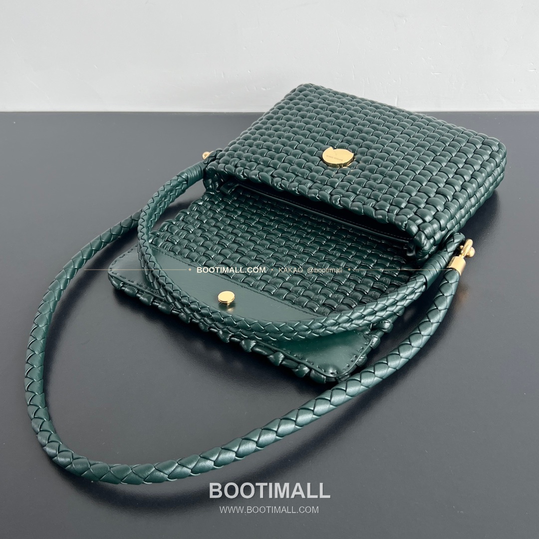 보테가베네타 스윙 인트레치아토 램스킨 플랩 토트백 Bottega Veneta Swing Intrecciato Lambskin Flap Tote Bag 764073 25cm 4