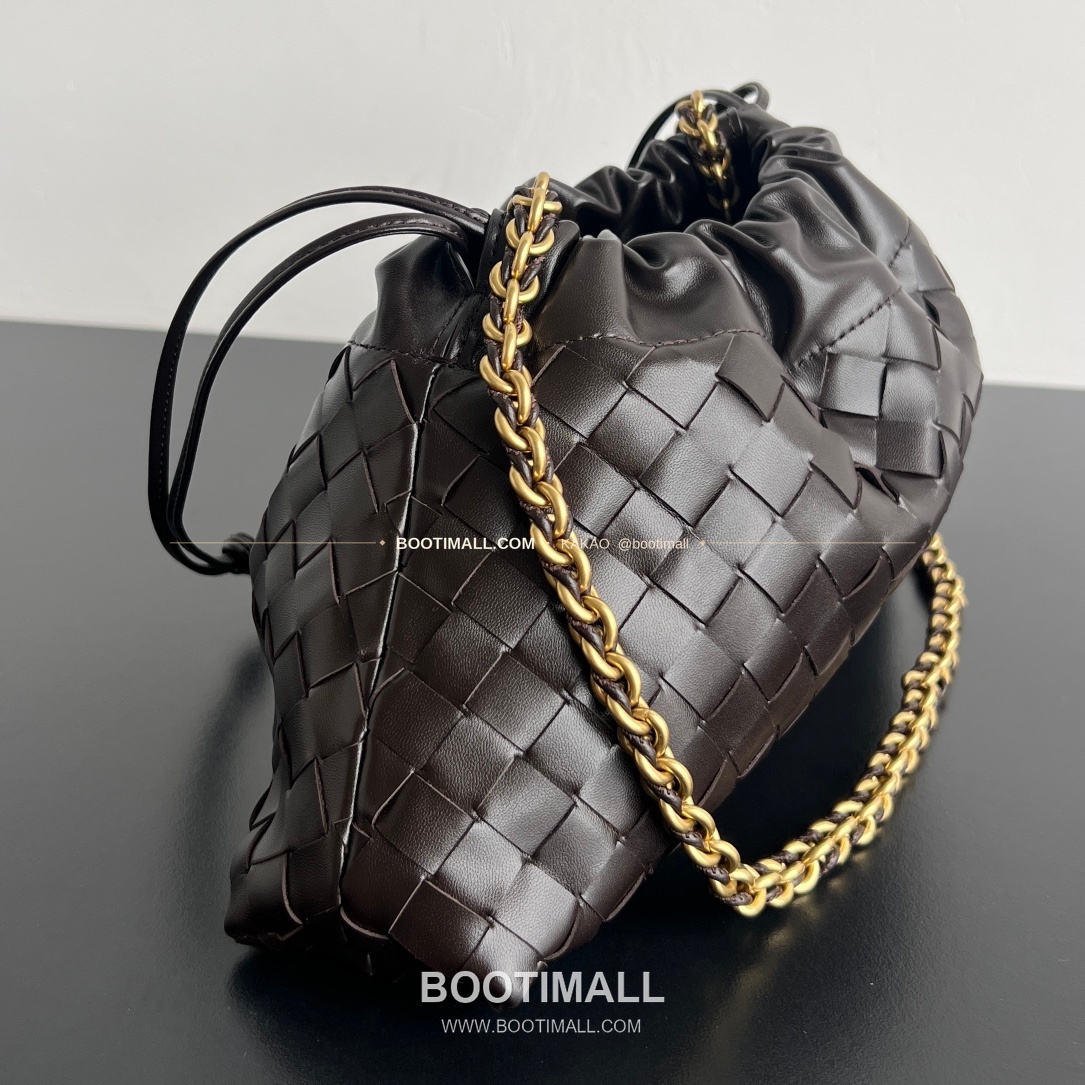 보테가베네타 더스트백 인트레치아토 드로스트링 체인 숄더백 Bottega Veneta Dustbag Intrecciato Drawstring Chain Shoulder Bag 839394 33cm 2