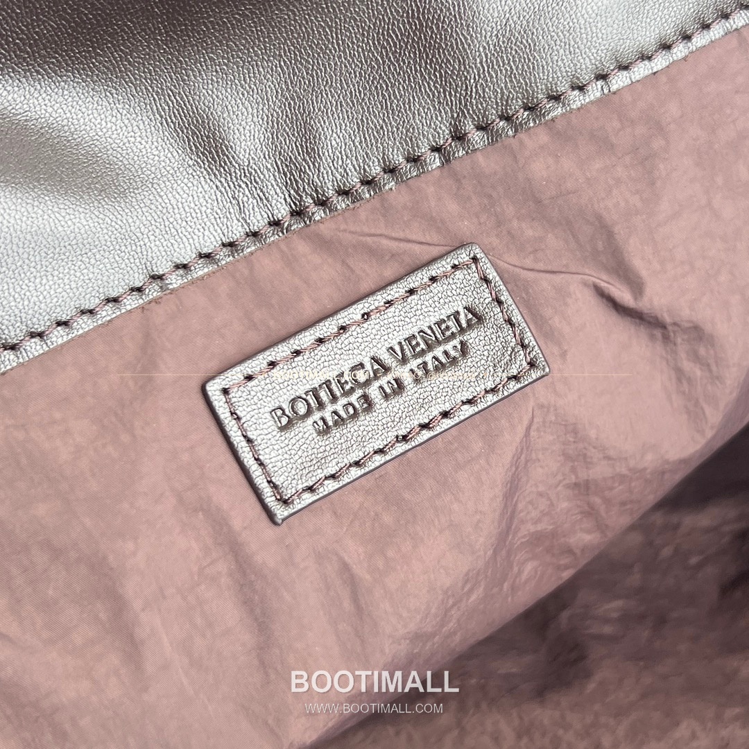 보테가베네타 더스트백 인트레치아토 드로스트링 체인 숄더백 Bottega Veneta Dustbag Intrecciato Drawstring Chain Shoulder Bag 839394 33cm 8