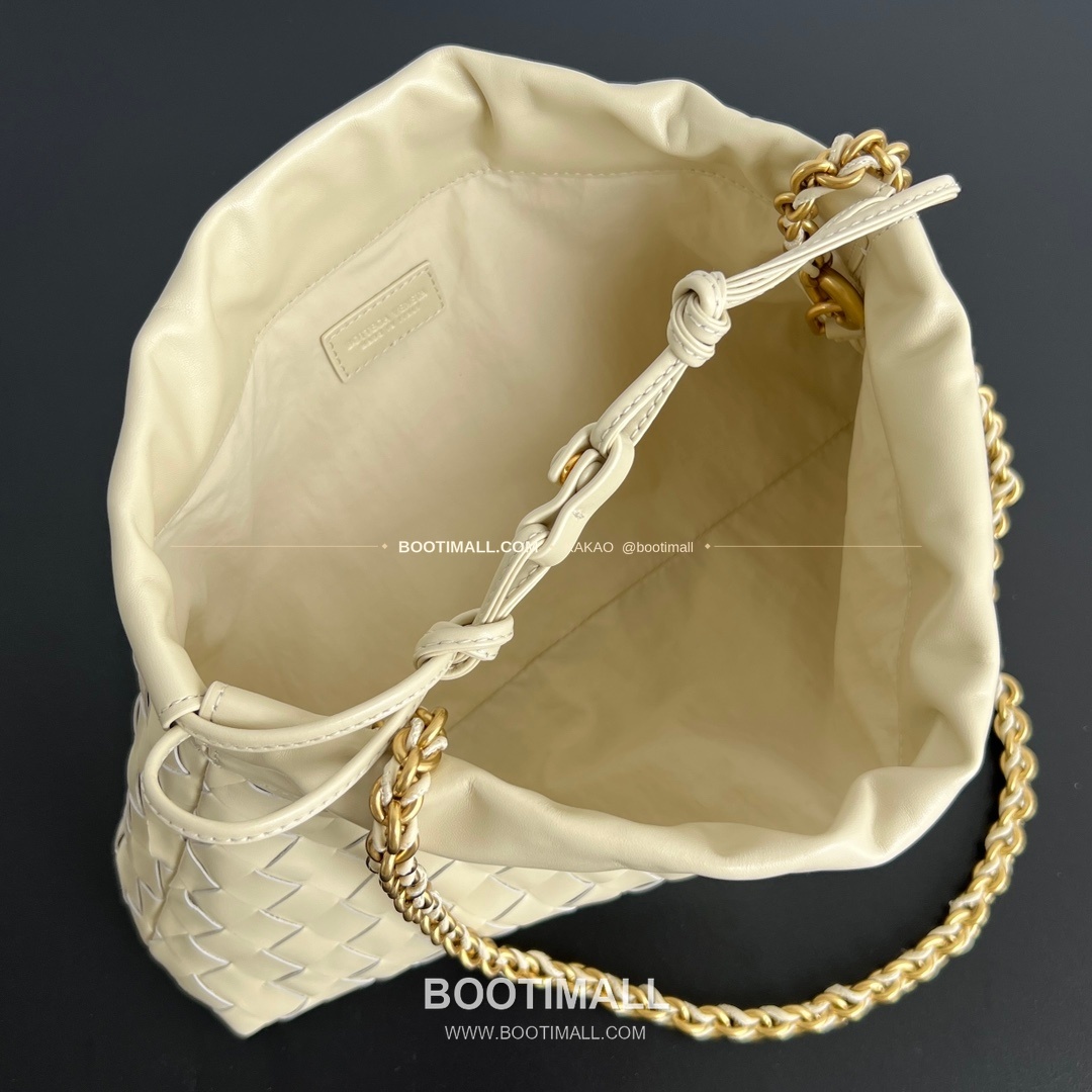 보테가베네타 더스트백 인트레치아토 드로스트링 체인 숄더백 Bottega Veneta Dustbag Intrecciato Drawstring Chain Shoulder Bag 839394 33cm 5