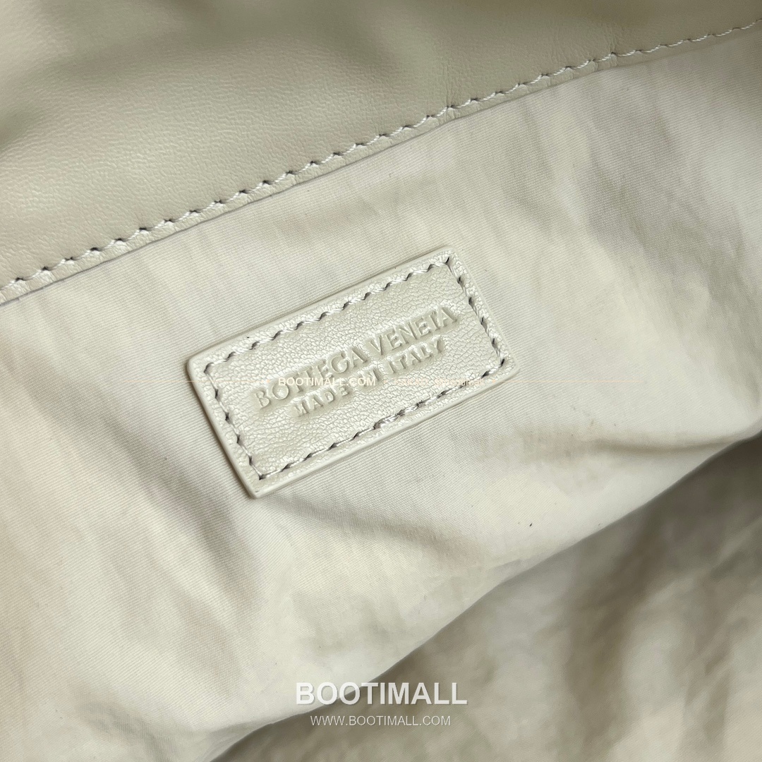 보테가베네타 더스트백 인트레치아토 드로스트링 체인 숄더백 Bottega Veneta Dustbag Intrecciato Drawstring Chain Shoulder Bag 839394 33cm 8