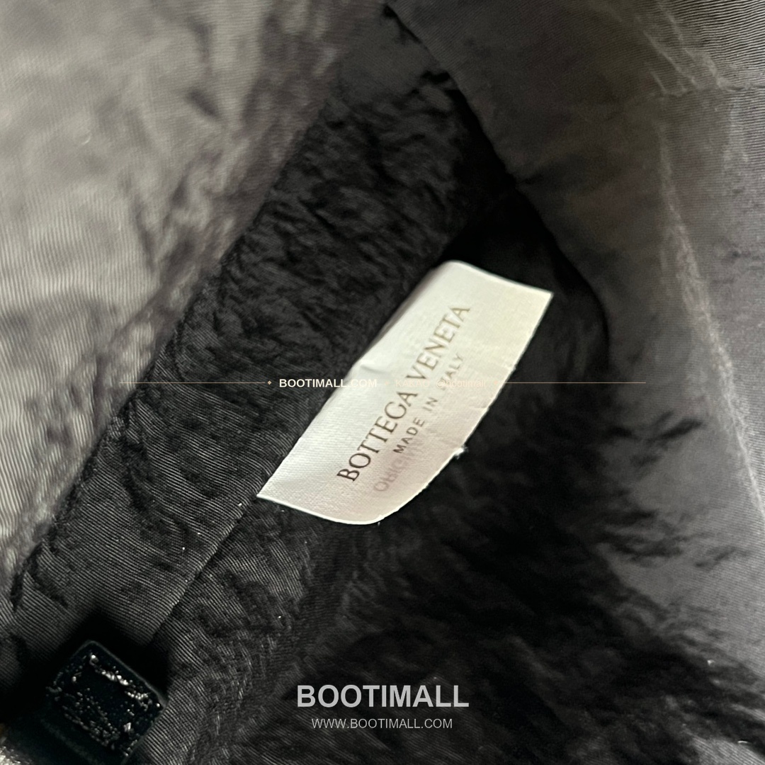 보테가베네타 더스트백 인트레치아토 드로스트링 체인 숄더백 Bottega Veneta Dustbag Intrecciato Drawstring Chain Shoulder Bag 839394 33cm 9