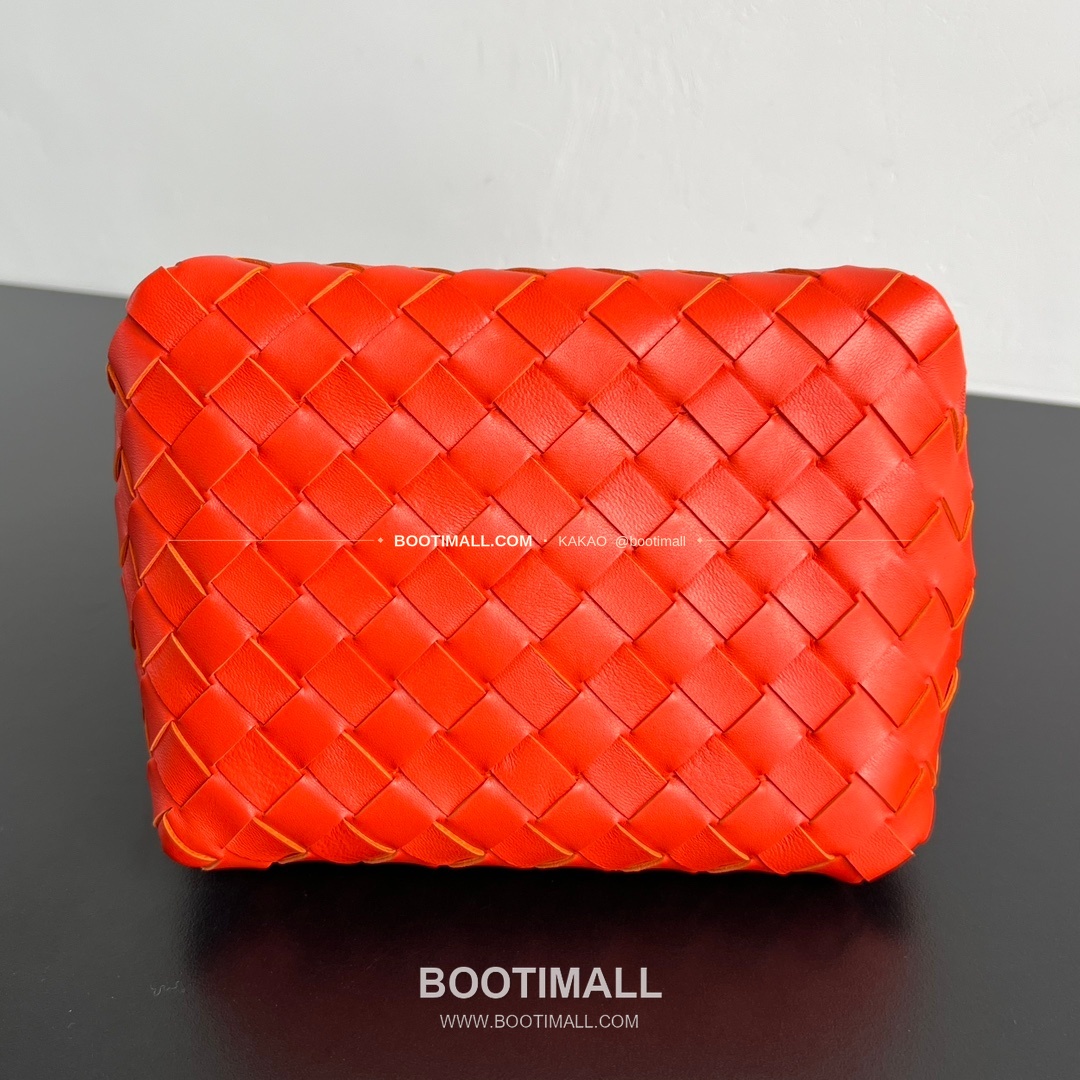 보테가베네타 체인 패러슈트 램스킨 버킷 숄더백 Bottega Veneta Chain Parachute Lambskin Bucket Shoulder Bag 817175 21cm 3