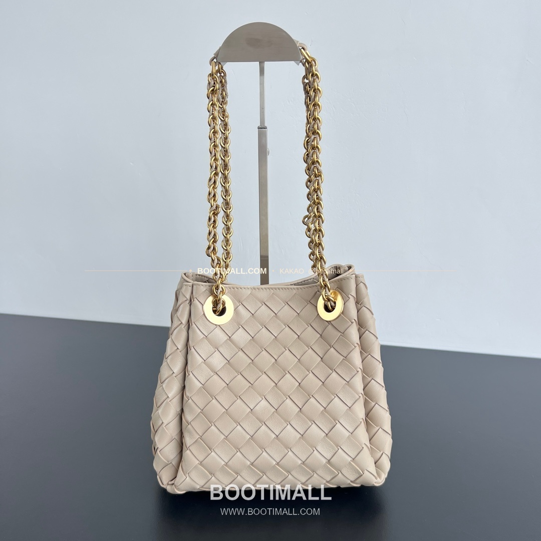 보테가베네타 체인 패러슈트 램스킨 버킷 숄더백 Bottega Veneta Chain Parachute Lambskin Bucket Shoulder Bag 817175 21cm 1