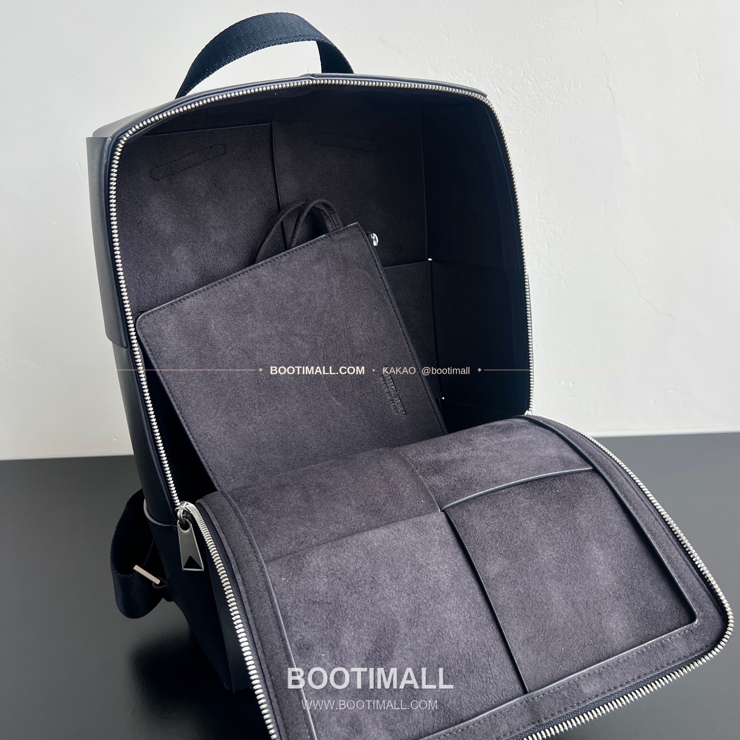 보테가베네타 인트레치아토 카프스킨 스퀘어 백팩 Bottega Veneta Intrecciato Calfskin Square Backpack 680092 34cm 5