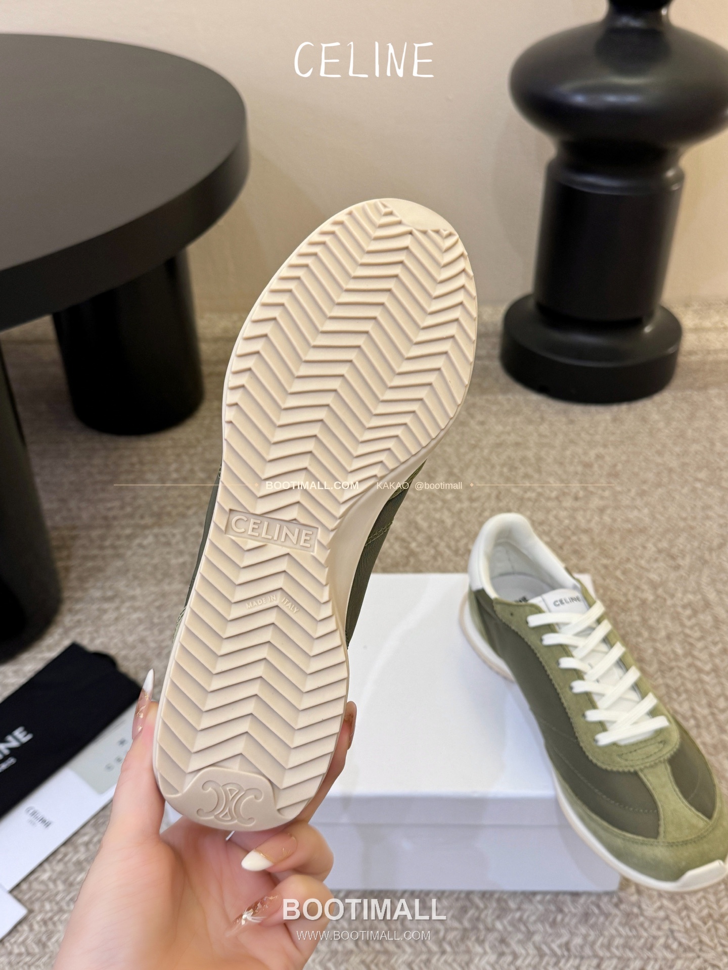 셀린느 2026SS 양가죽 페이턴트토 레이스업 블랙 발레리나 스니커즈 Celine 2026 SS Lambskin Patent Toe Lace-Up Black Ballerina Sneakers 2cm 9