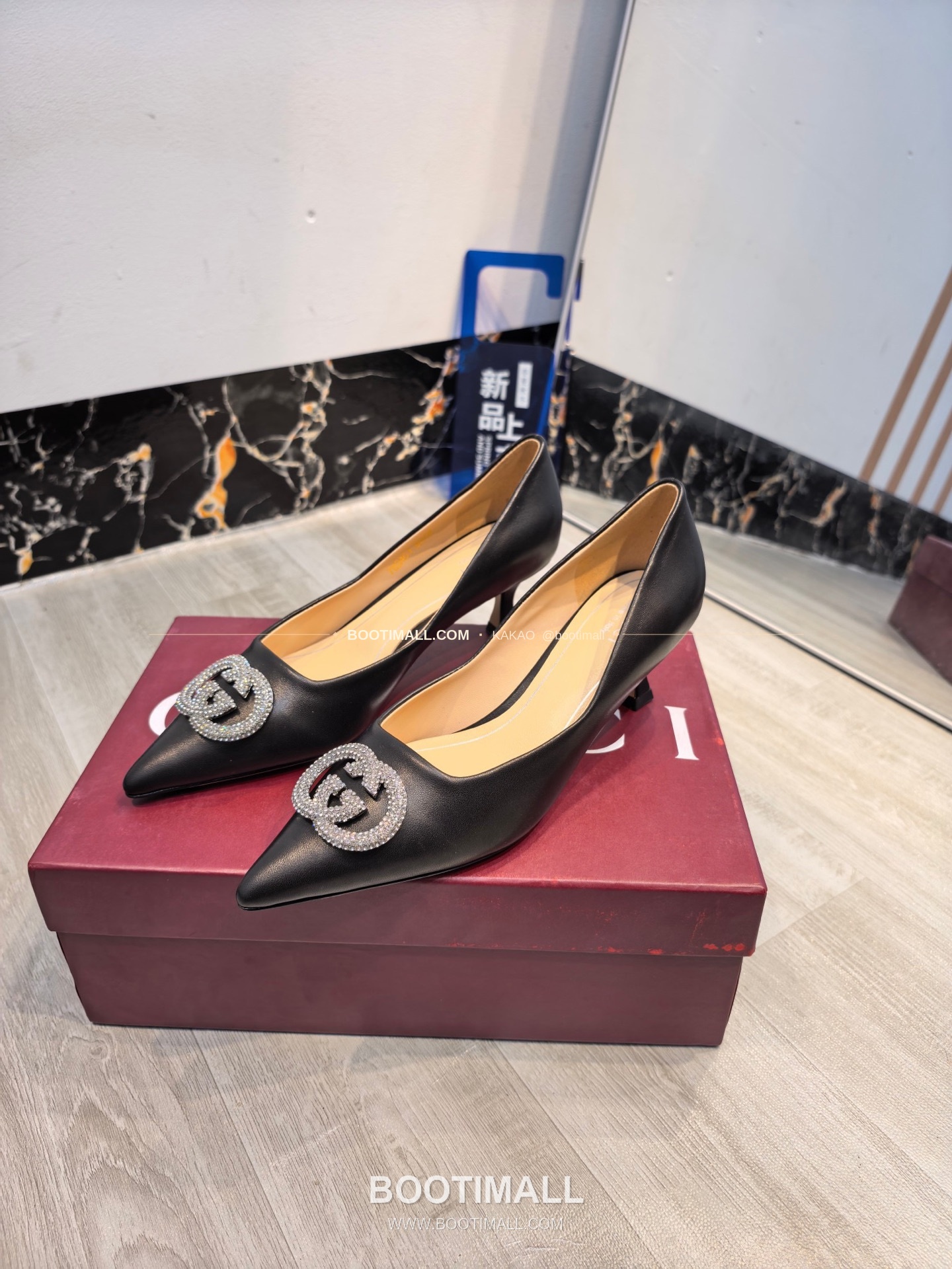 구찌 2026 소가죽 더블G 크리스탈 포인티드토 펌프스 Gucci 2026 Cow Leather Double G Crystal Pointed Toe Black Pumps 5.5cm 3