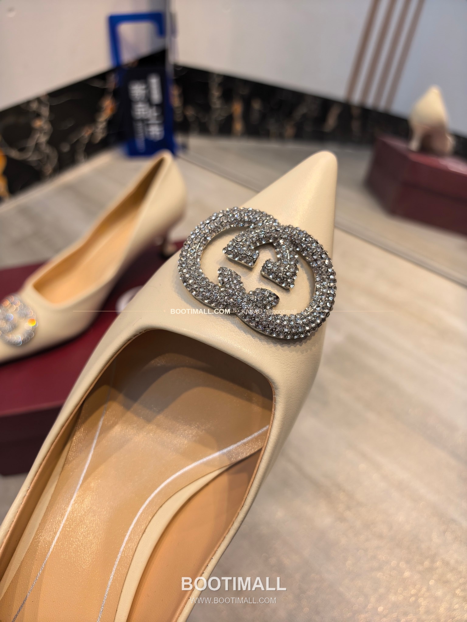 구찌 2026 소가죽 더블G 크리스탈 포인티드토 펌프스 Gucci 2026 Cow Leather Double G Crystal Pointed Toe Black Pumps 5.5cm 7