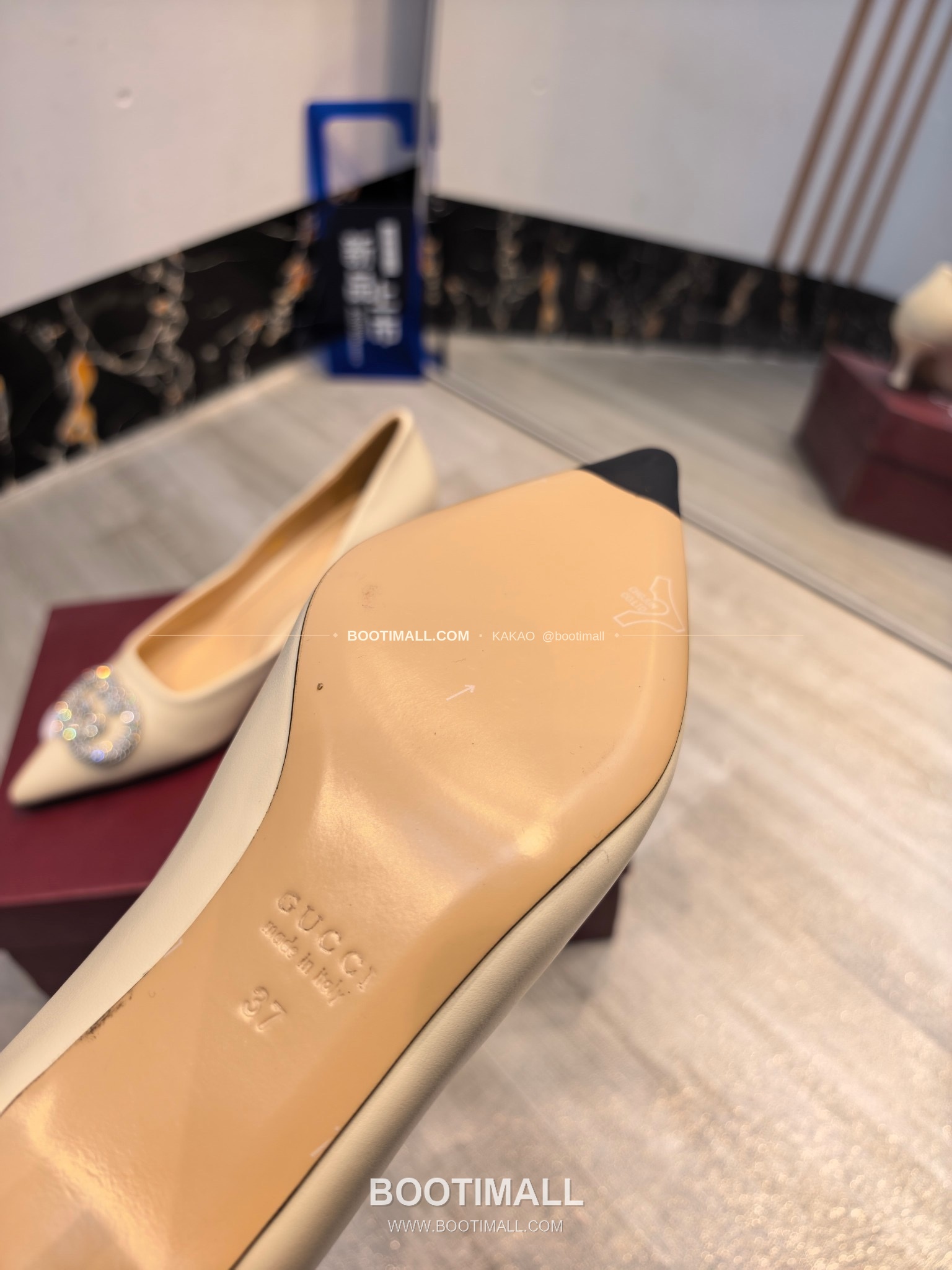 구찌 2026 소가죽 더블G 크리스탈 포인티드토 펌프스 Gucci 2026 Cow Leather Double G Crystal Pointed Toe Black Pumps 5.5cm 9