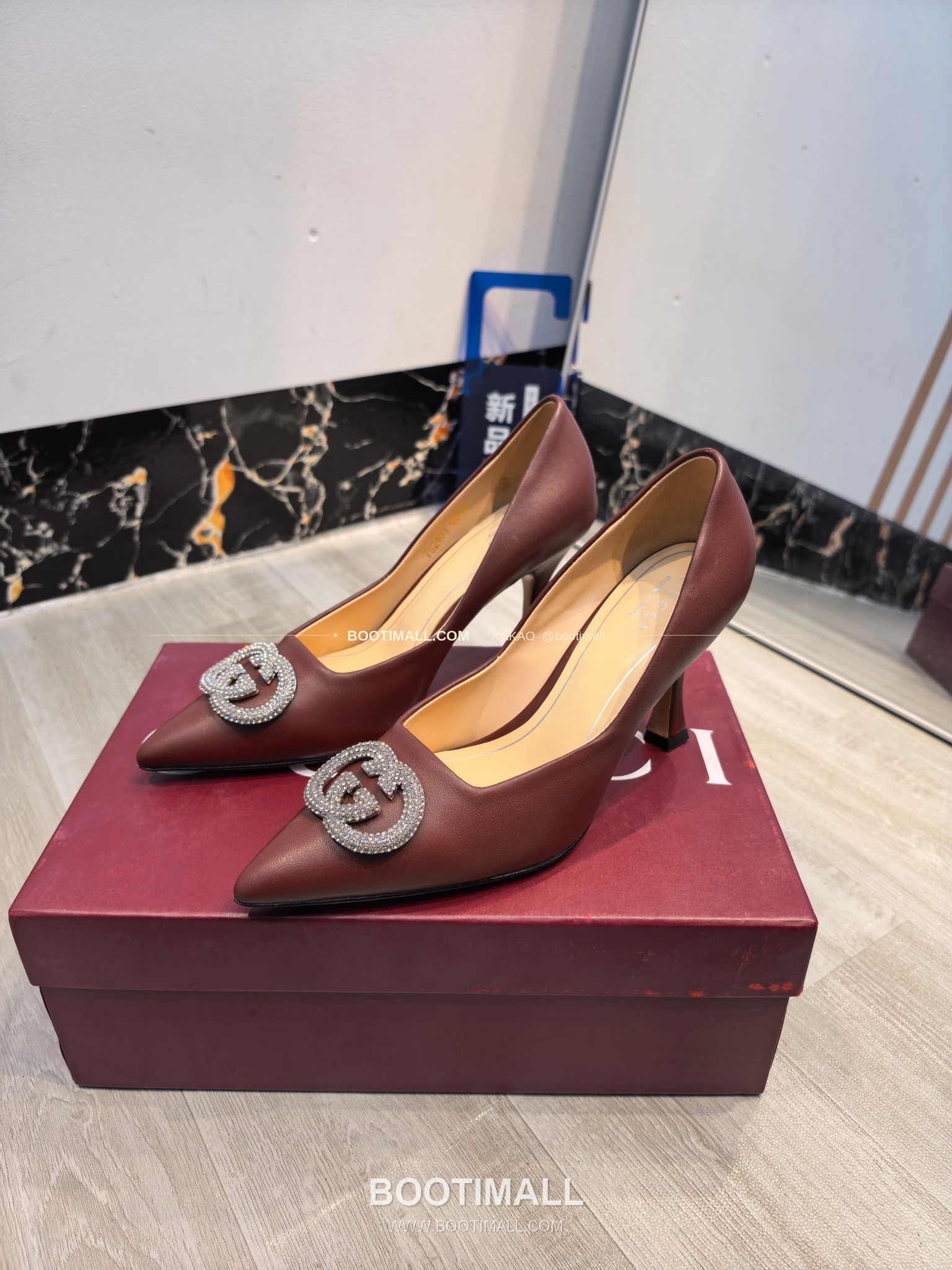 구찌 2026 소가죽 더블G 크리스탈 포인티드토 펌프스 Gucci 2026 Cow Leather Double G Crystal Pointed Toe Black Pumps 5.5cm 3