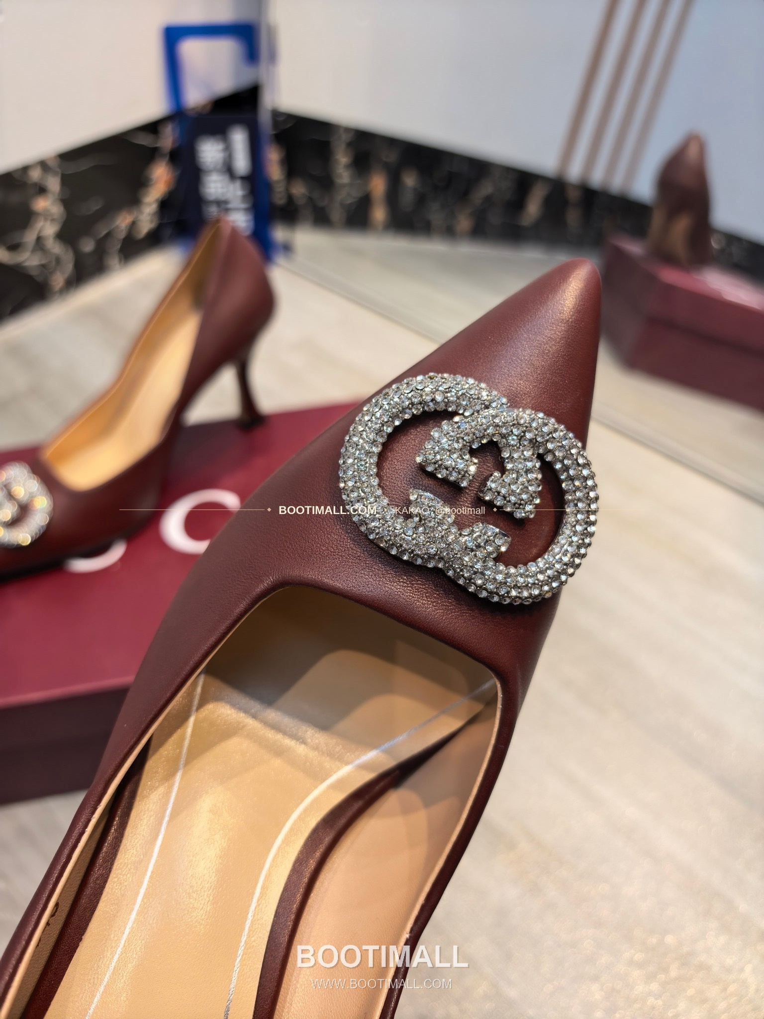 구찌 2026 소가죽 더블G 크리스탈 포인티드토 펌프스 Gucci 2026 Cow Leather Double G Crystal Pointed Toe Black Pumps 5.5cm 7