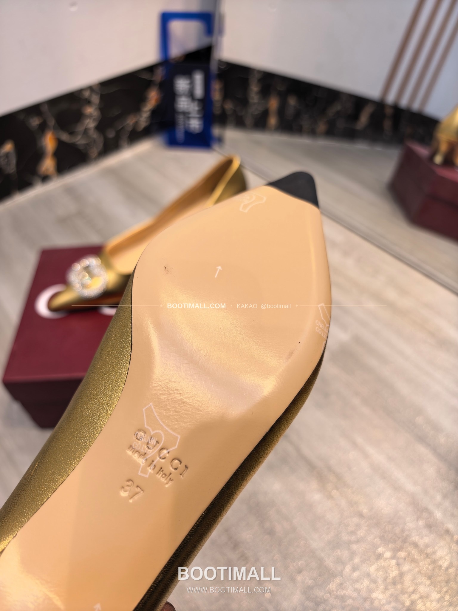 구찌 2026 소가죽 더블G 크리스탈 포인티드토 펌프스 Gucci 2026 Cow Leather Double G Crystal Pointed Toe Black Pumps 5.5cm 9