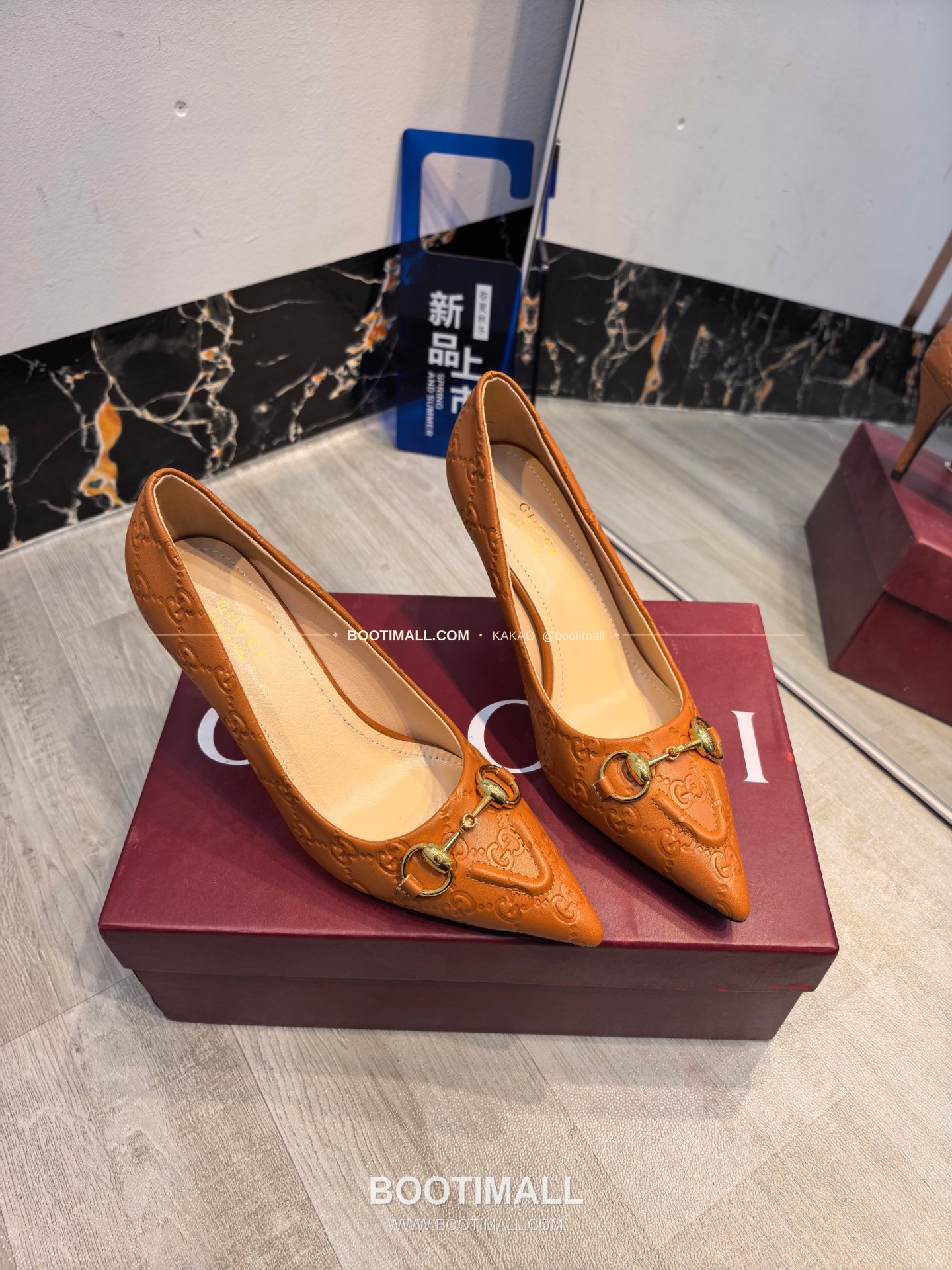 구찌 2026 소가죽 더블G 크리스탈 포인티드토 펌프스 Gucci 2026 Cow Leather Double G Crystal Pointed Toe Black Pumps 8.5cm 2