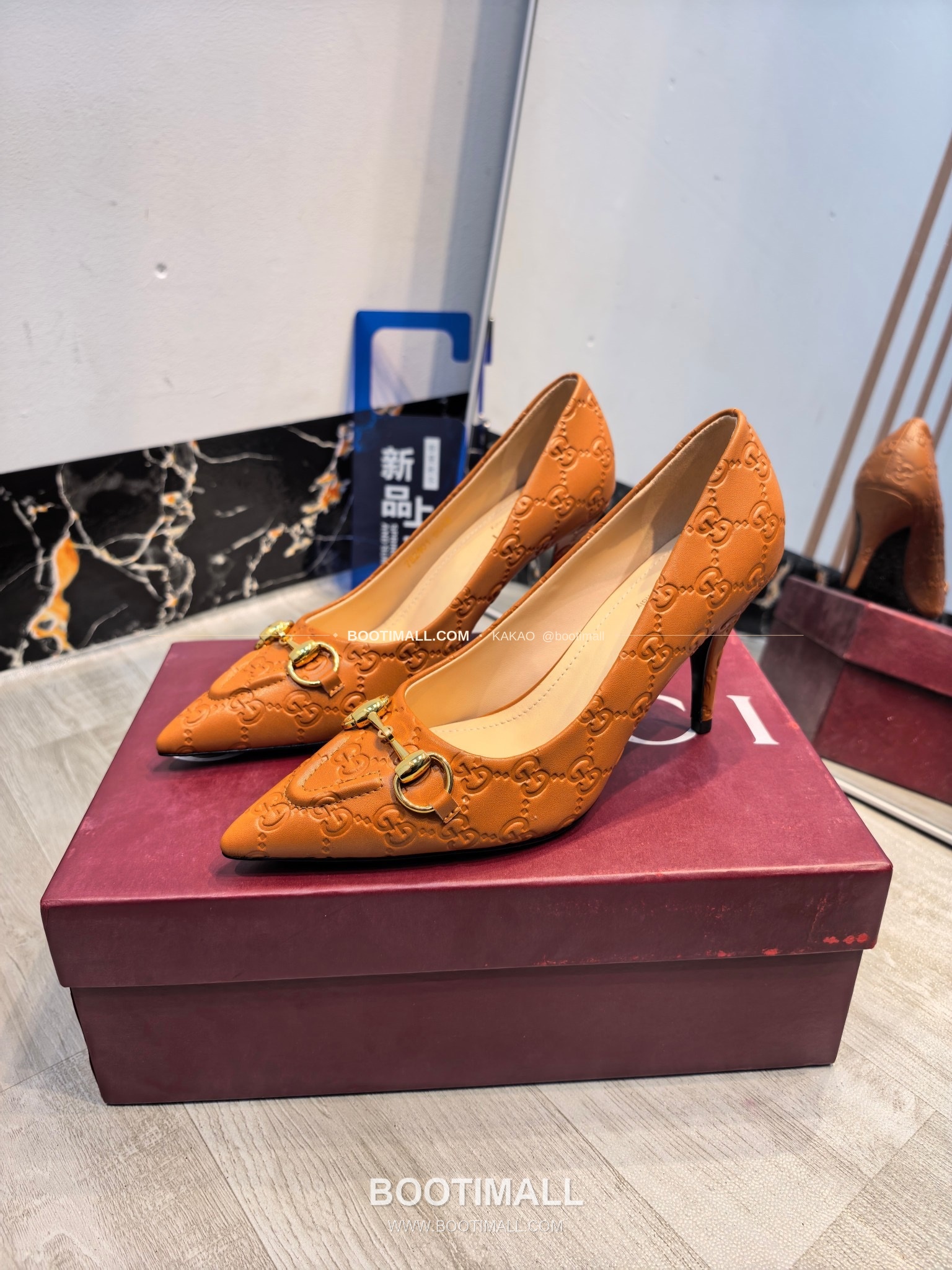 구찌 2026 소가죽 더블G 크리스탈 포인티드토 펌프스 Gucci 2026 Cow Leather Double G Crystal Pointed Toe Black Pumps 8.5cm 3