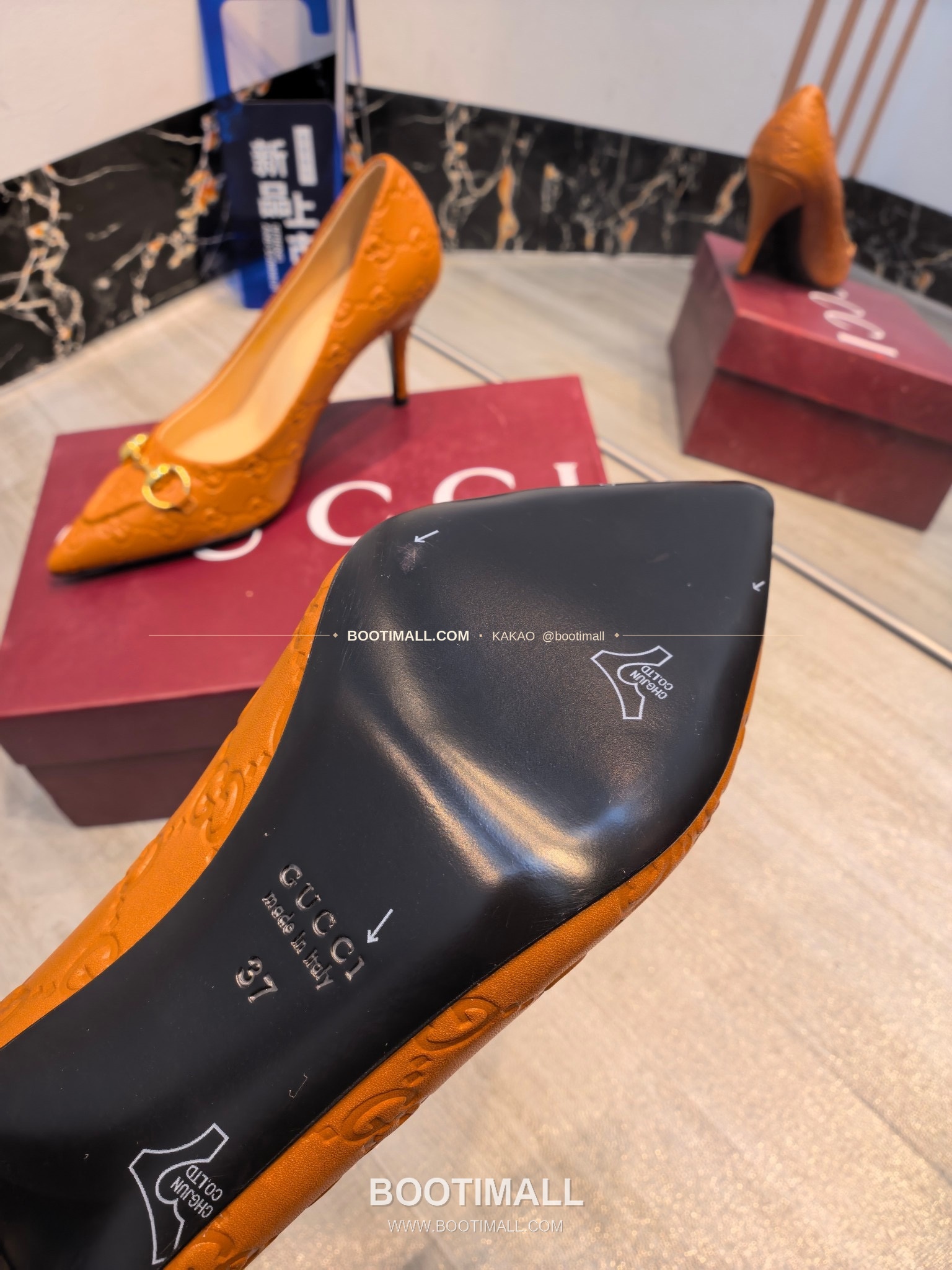 구찌 2026 소가죽 더블G 크리스탈 포인티드토 펌프스 Gucci 2026 Cow Leather Double G Crystal Pointed Toe Black Pumps 8.5cm 9