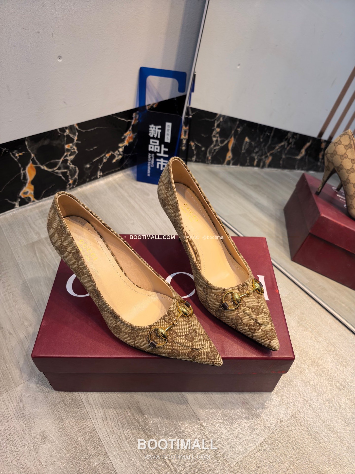 구찌 2026 소가죽 더블G 크리스탈 포인티드토 펌프스 Gucci 2026 Cow Leather Double G Crystal Pointed Toe Black Pumps 8.5cm 2